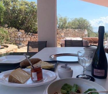 Villaggio Piras House | I Massi 2 La Maddalena Villa con terrazze nel Villaggio Piras