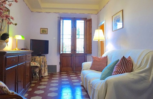 Lucca Historical Center Apartment | I Pratini, in Center Town with Terrace