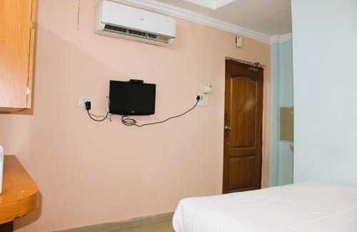 Anantapur Hotel | I-ROOMZ Bagyas Residency
