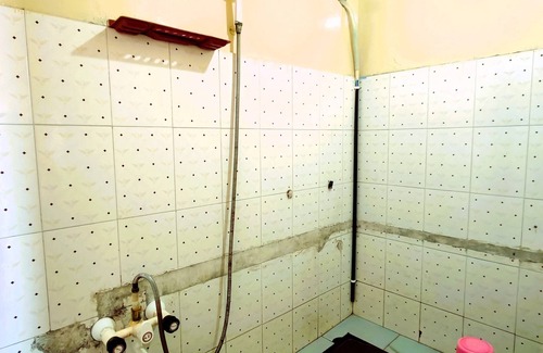 Chikkaballapur Hotel | I-ROOMZ Surya Deluxe Lodge