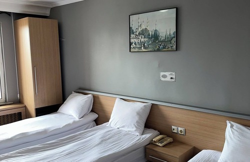 Kumkapi Hotel | İSTANBUL LALELİ
