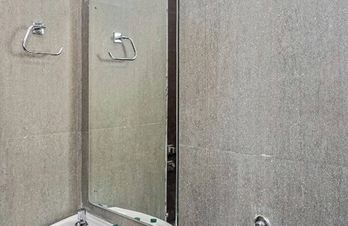 Kondhwa Hotel | I Suites