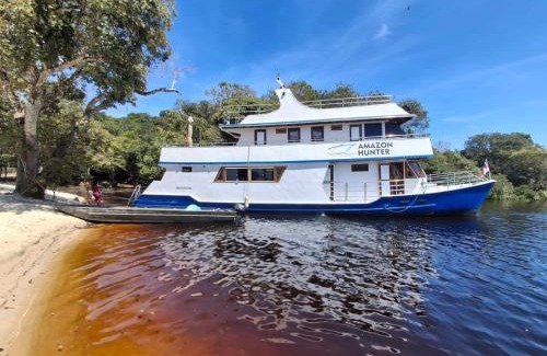 Ponta Negra Boat Rental | Iate AmazonHunter