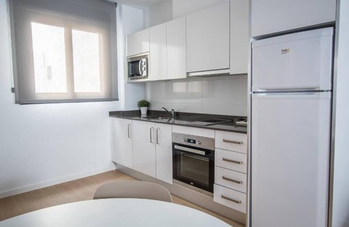 Figares Hotel | Ibericabeds Granada