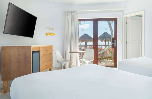 Costa Maya Resort | Iberostar Waves Cozumel - All Inclusive