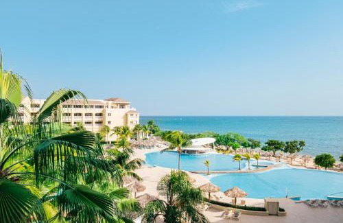 Northern Estates Resort | Iberostar Waves Rose Hall Beach - All Inclusive