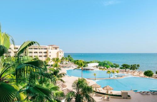 Northern Estates Resort | Iberostar Waves Rose Hall Beach - All Inclusive
