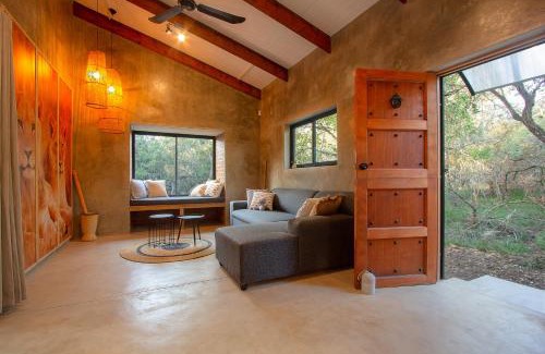Marloth Park Villa | Ibhubesi house