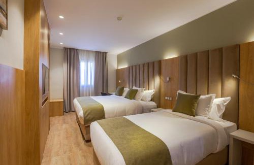Hai Menaouer Hotel | IBIRIS