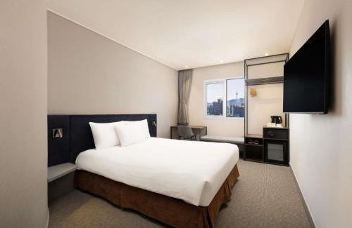 Ikseon-dong Hanok Village Hotel | ibis Ambassador Seoul Insadong-Newly renovated in 2025