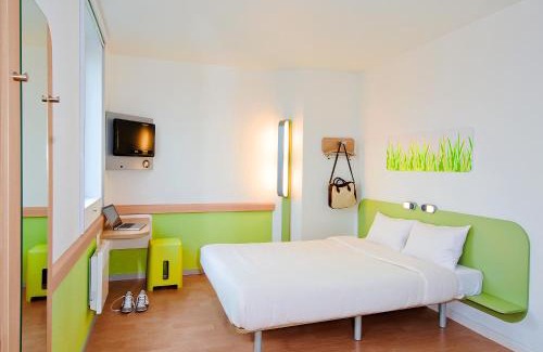 Saint-Contest Hotel | ibis Budget Caen Memorial
