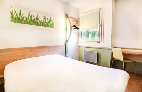 Chateaudun Hotel | ibis budget Chateaudun