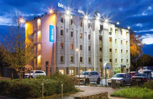 Chilly-Mazarin Hotel | ibis budget Chilly-Mazarin Les Champarts