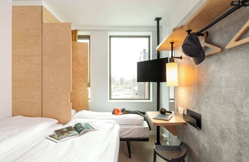 Ghent Hotel | ibis budget Gent Centrum Dampoort