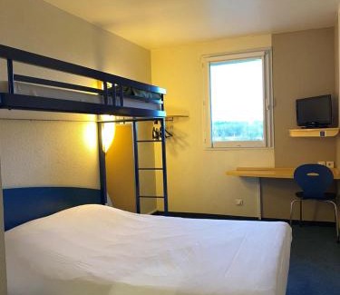 Libourne Hotel | ibis budget Libourne