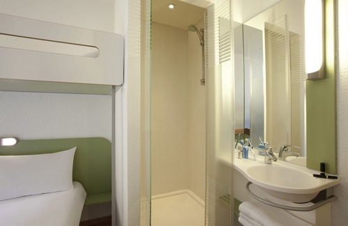 Limoges Hotel | ibis budget Limoges Nord