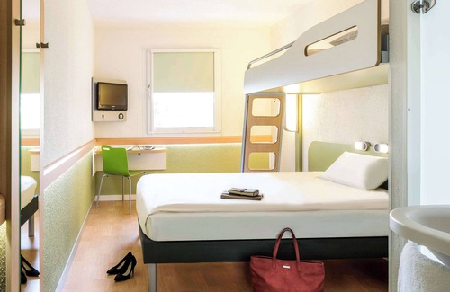 Lisieux Hotel | ibis budget Lisieux