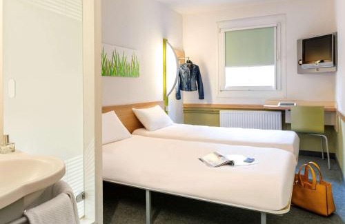 Le Pouzin Hotel | ibis budget Loriol Le Pouzin