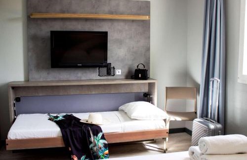 Aimargues Hotel | ibis budget Lunel Porte de Camargue
