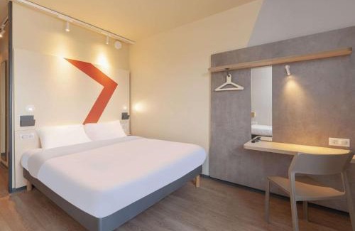 Mont-de-Marsan Hotel | Ibis Budget Mont De Marsan