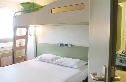 La Coupe Hotel | ibis budget Narbonne Sud