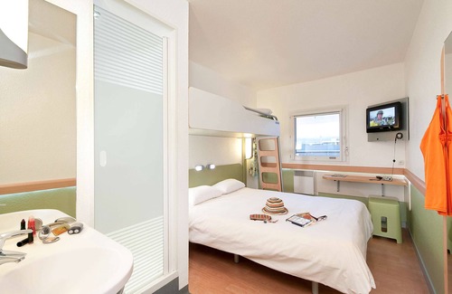 Chevilly-Larue Hotel | ibis budget Orly Chevilly Tram 7