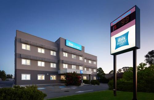 Redcliffe Hotel | ibis Budget Perth Airport