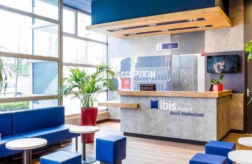 Rueil-Malmaison Hotel | ibis budget Rueil Malmaison