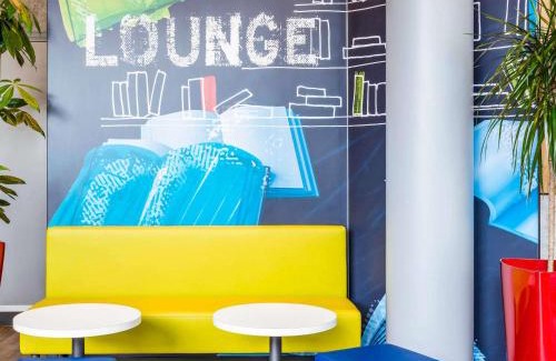Rueil-Malmaison Hotel | ibis budget Rueil Malmaison
