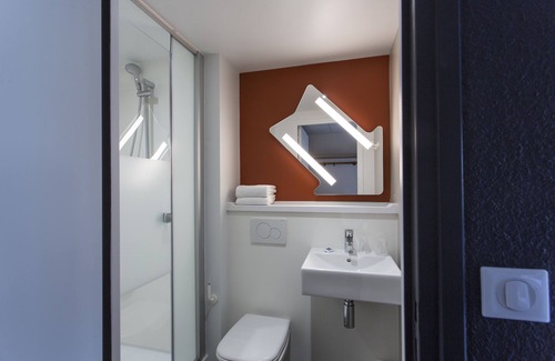 Senlis Hotel | ibis budget Senlis