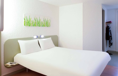 Tarbes Hotel | ibis budget Tarbes