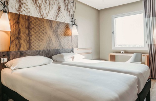Bretteville-sur-Odon Hotel | ibis Caen Porte De Bretagne