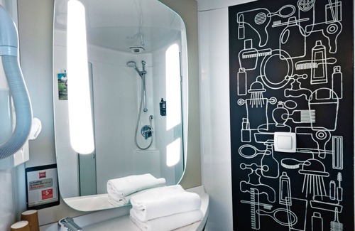 Herouville-Saint-Clair Hotel | ibis Caen Porte d'Angleterre