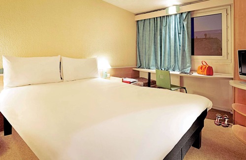 Chambery Hotel | ibis Chambery