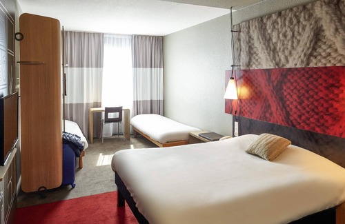Cholet Hotel | ibis Cholet