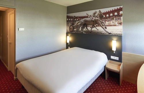 Cholet Hotel | ibis Cholet