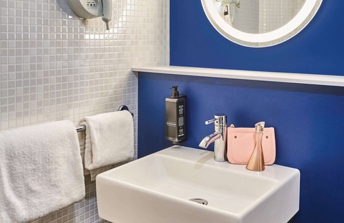 Clamart Hotel | ibis Clamart Paris Velizy