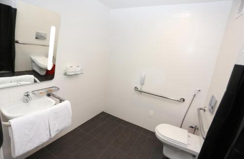 Copacabana Hotel | ibis Copacabana Posto 5