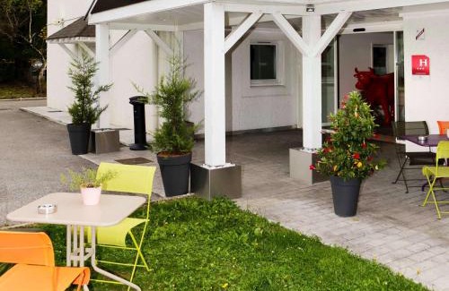 Paroisse Saint-Vincent-de-Paul Hotel | ibis Dole Sud Choisey