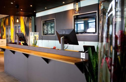 Deutz Hotel | ibis Köln Messe