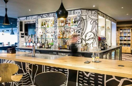 Harlington Hotel | ibis London Heathrow Airport