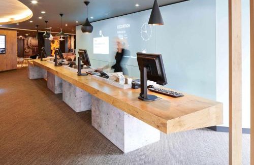 Harlington Hotel | ibis London Heathrow Airport