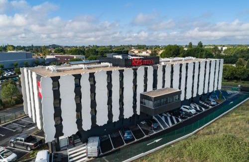 Lunel Hotel | Ibis Lunel Petite Camargue