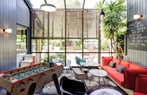 Dardilly Hotel | ibis Lyon Nord
