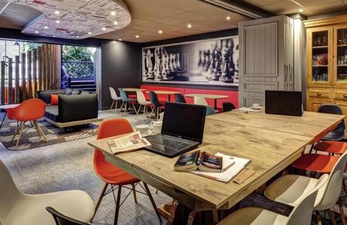 Dardilly Hotel | ibis Lyon Nord