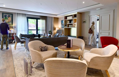 Maisons-Laffitte Hotel | ibis Maisons Laffitte