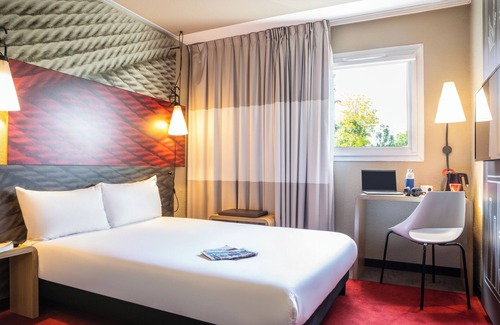 Massy Hotel | ibis Massy