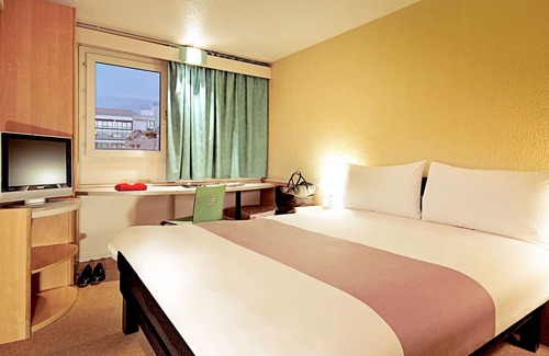 Montbeliard Hotel | ibis Montbeliard