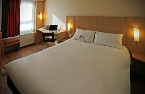 Antigone Hotel | ibis Montpellier Centre Polygone