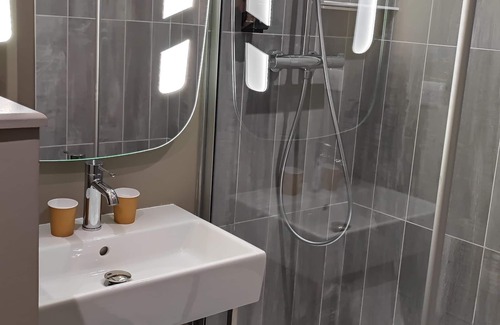 Moulins Hotel | ibis Moulins Sud